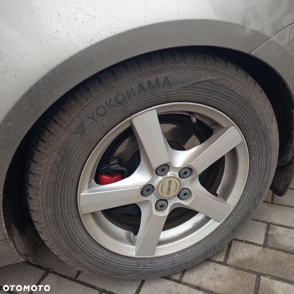 Volkswagen Passat - 8