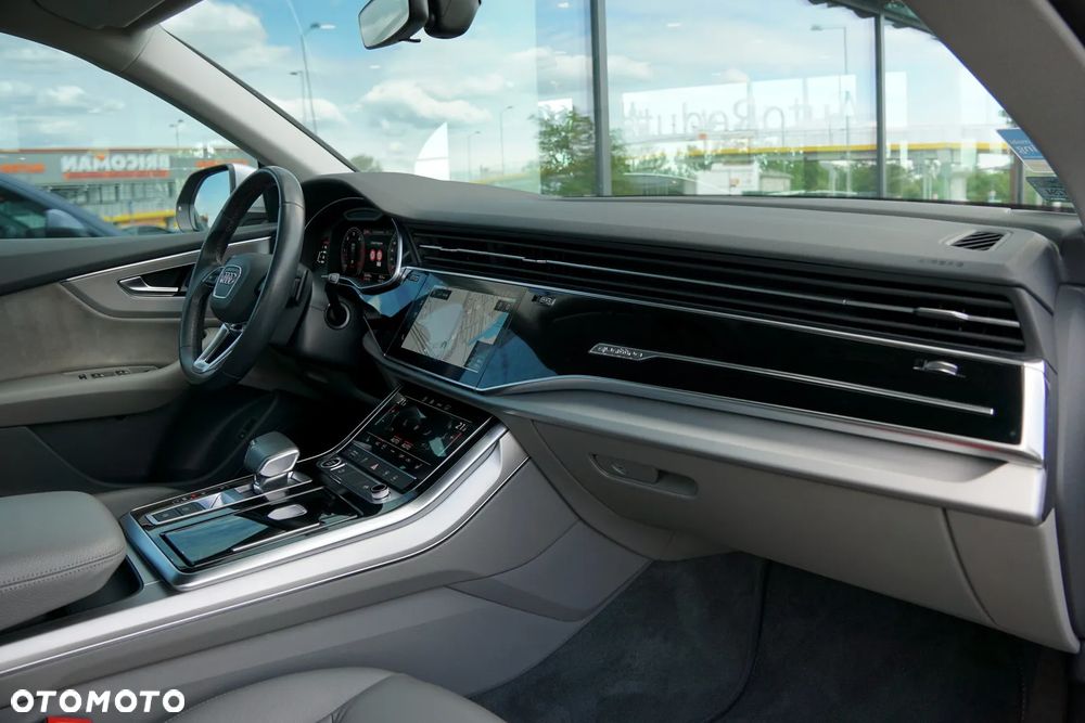 Audi Q8 45 TDI mHEV Quattro Tiptronic - 23