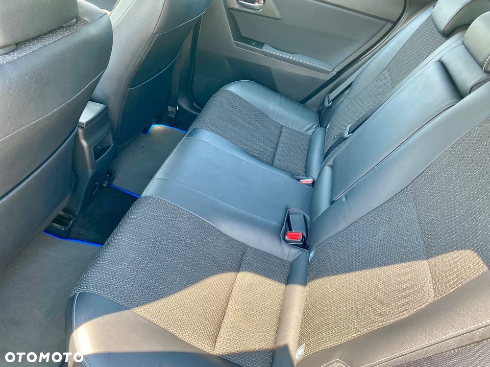 Toyota Auris - 17