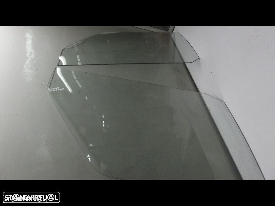 peugeot 504 vidros da portas da frente - 1