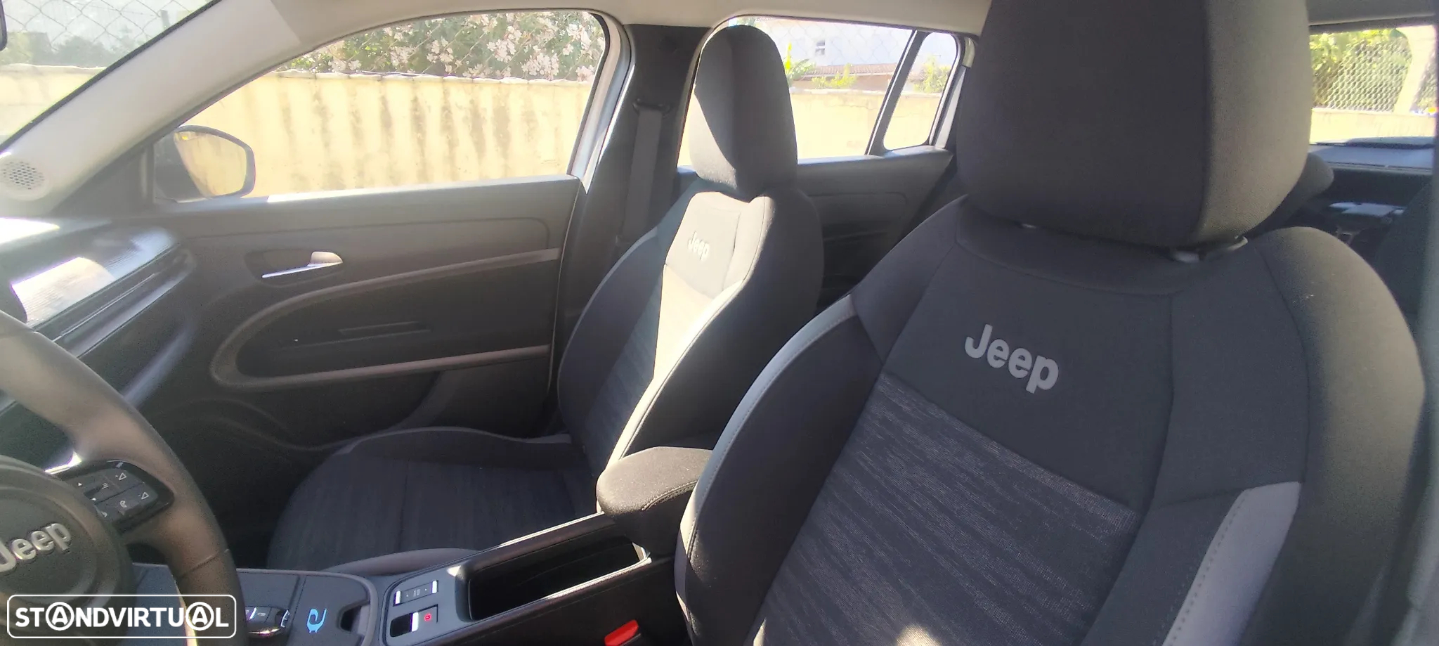 Jeep Avenger 54 kWh Longitude - 23