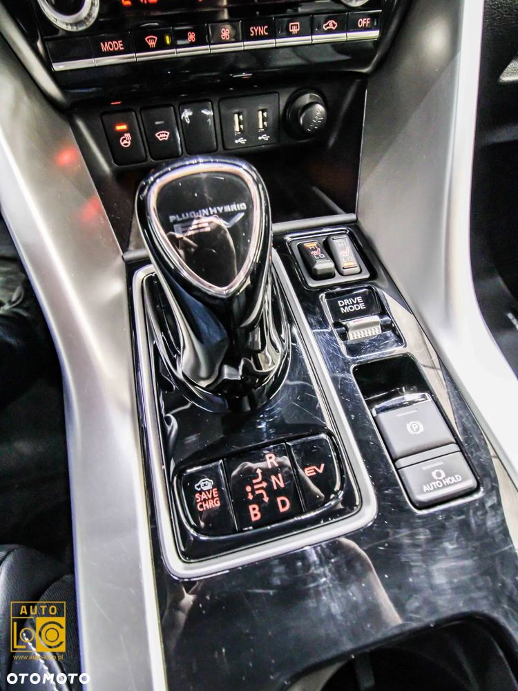 Mitsubishi Eclipse Cross 2.4 PHEV Instyle Plus - 22