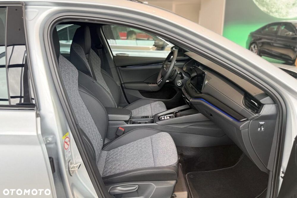 Skoda Octavia 1.5 TSI mHEV Business DSG - 23