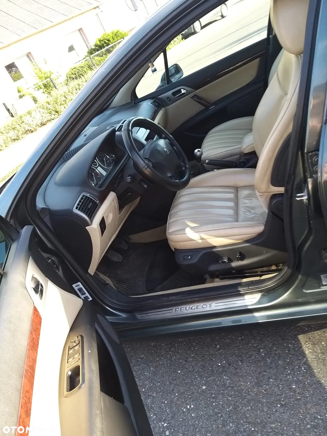 Peugeot 407 1.6 HDI Premium - 21