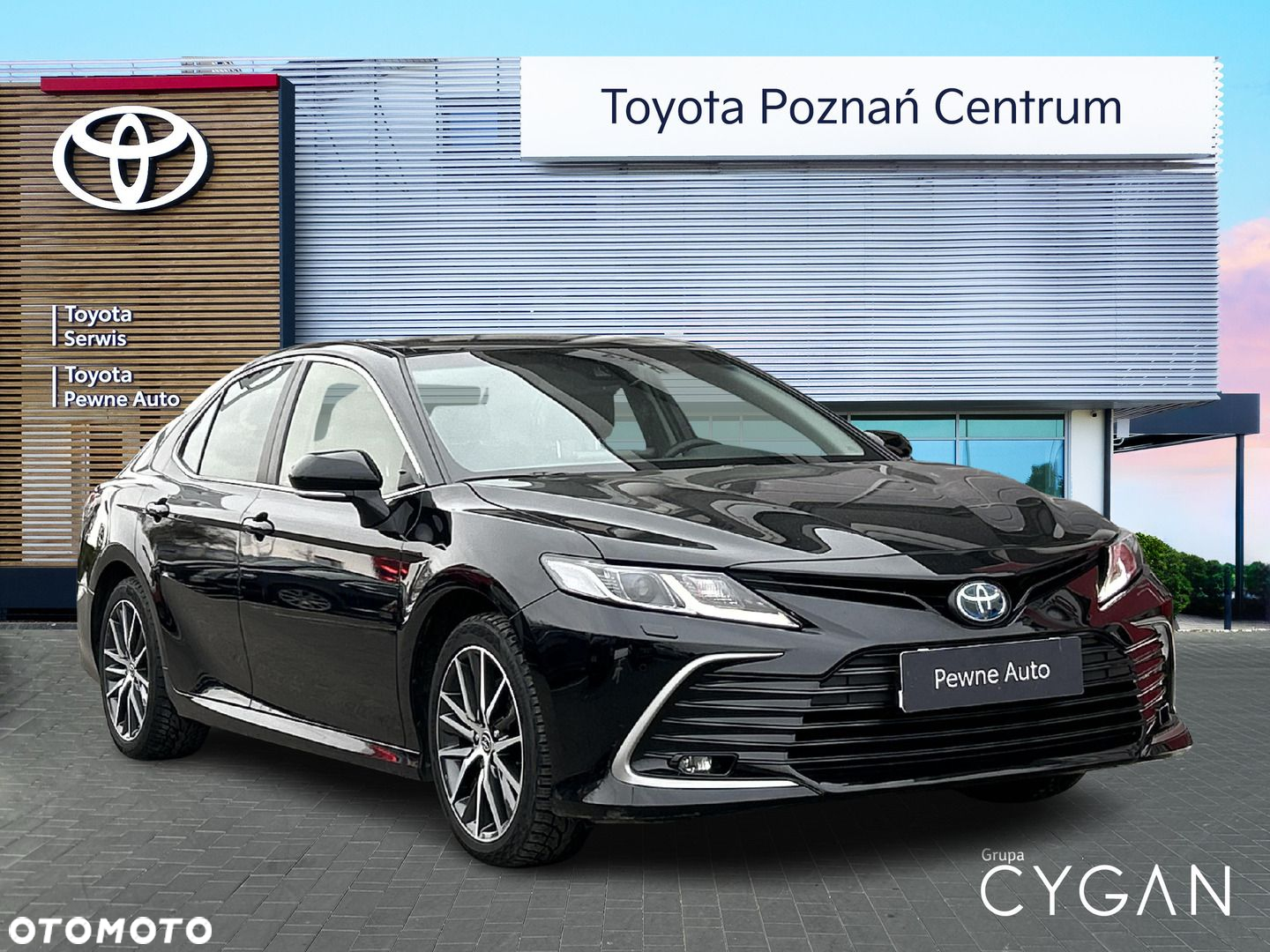 Toyota Camry - 7