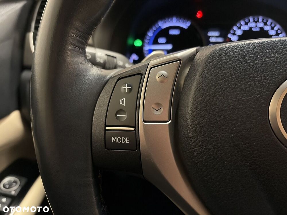 Lexus GS 300h Elite Business - 14