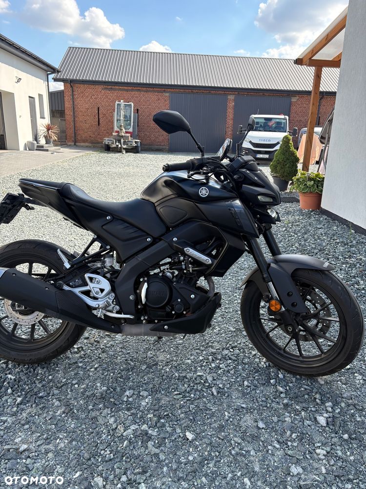 Yamaha MT - 4