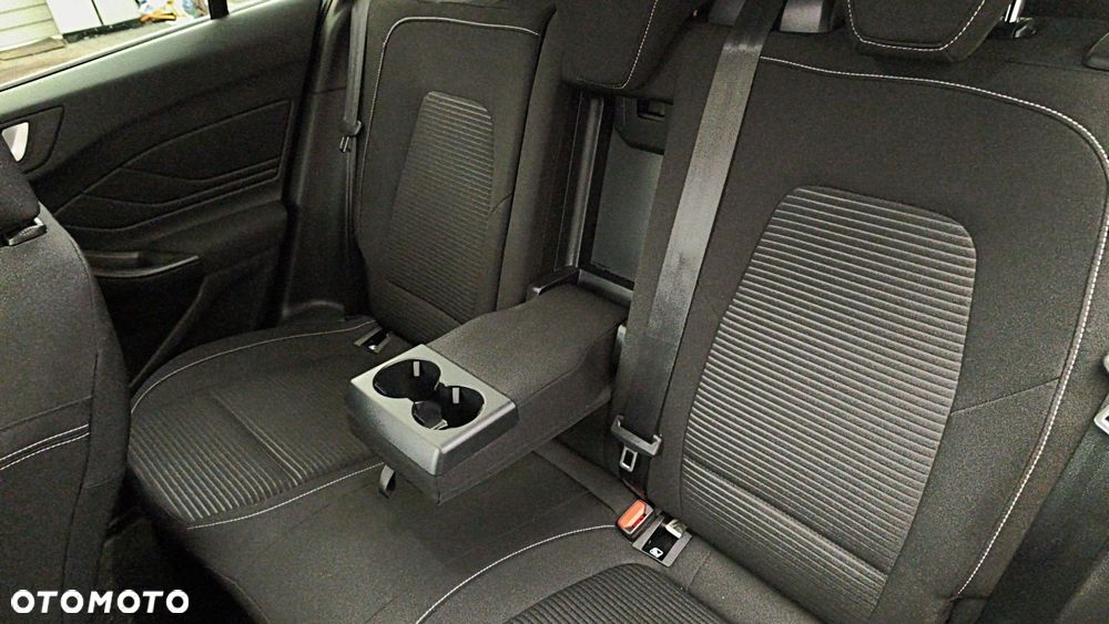 Ford Focus - 13