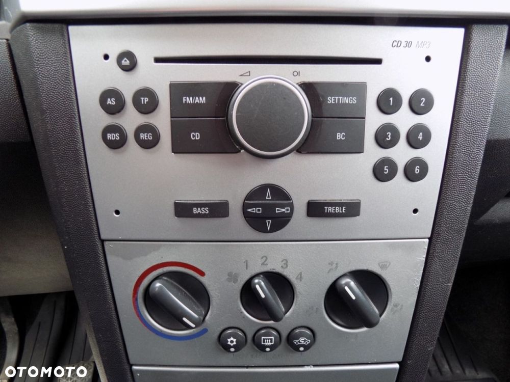 Opel Meriva - 11