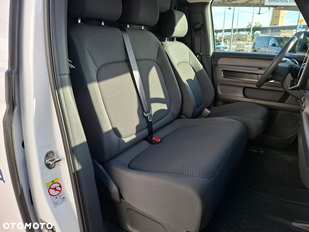 Volkswagen ID.Buzz - 7