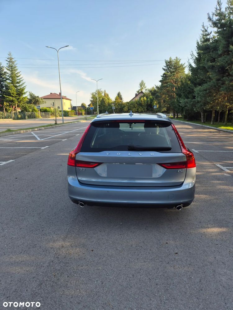 Volvo V90 D4 Momentum - 13