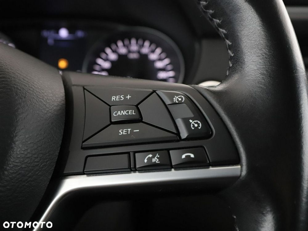 Nissan Qashqai 1.6 DIG-T N-Connecta - 30
