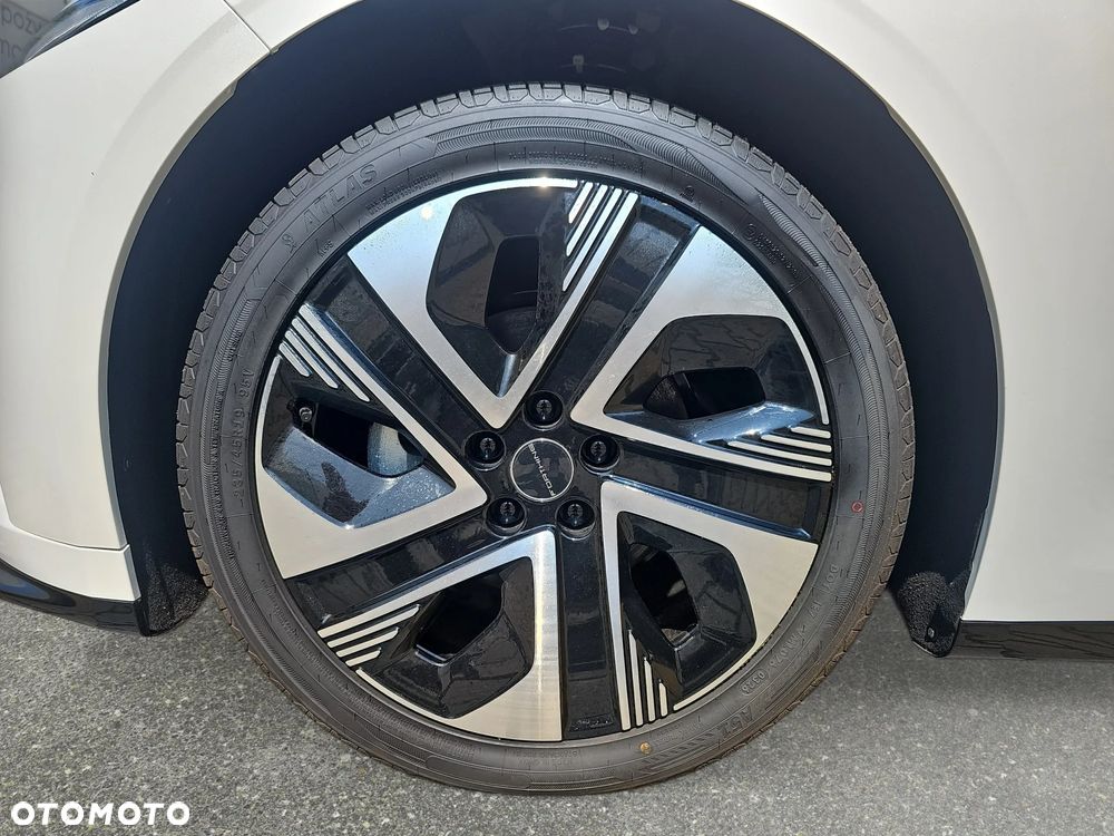 Forthing S7 REEV - 22