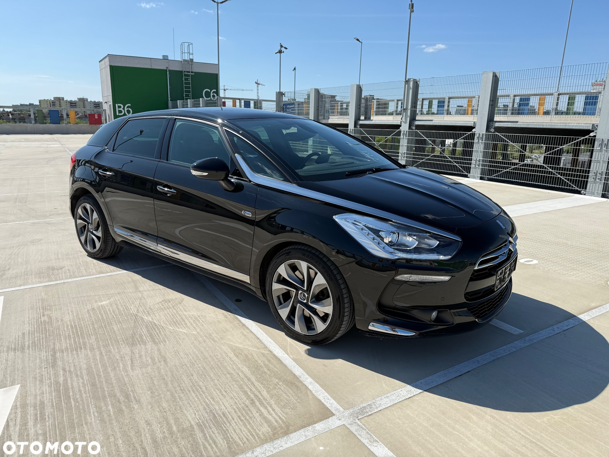 Citroën DS5 Hybrid4 EGS6 SportChic - 8