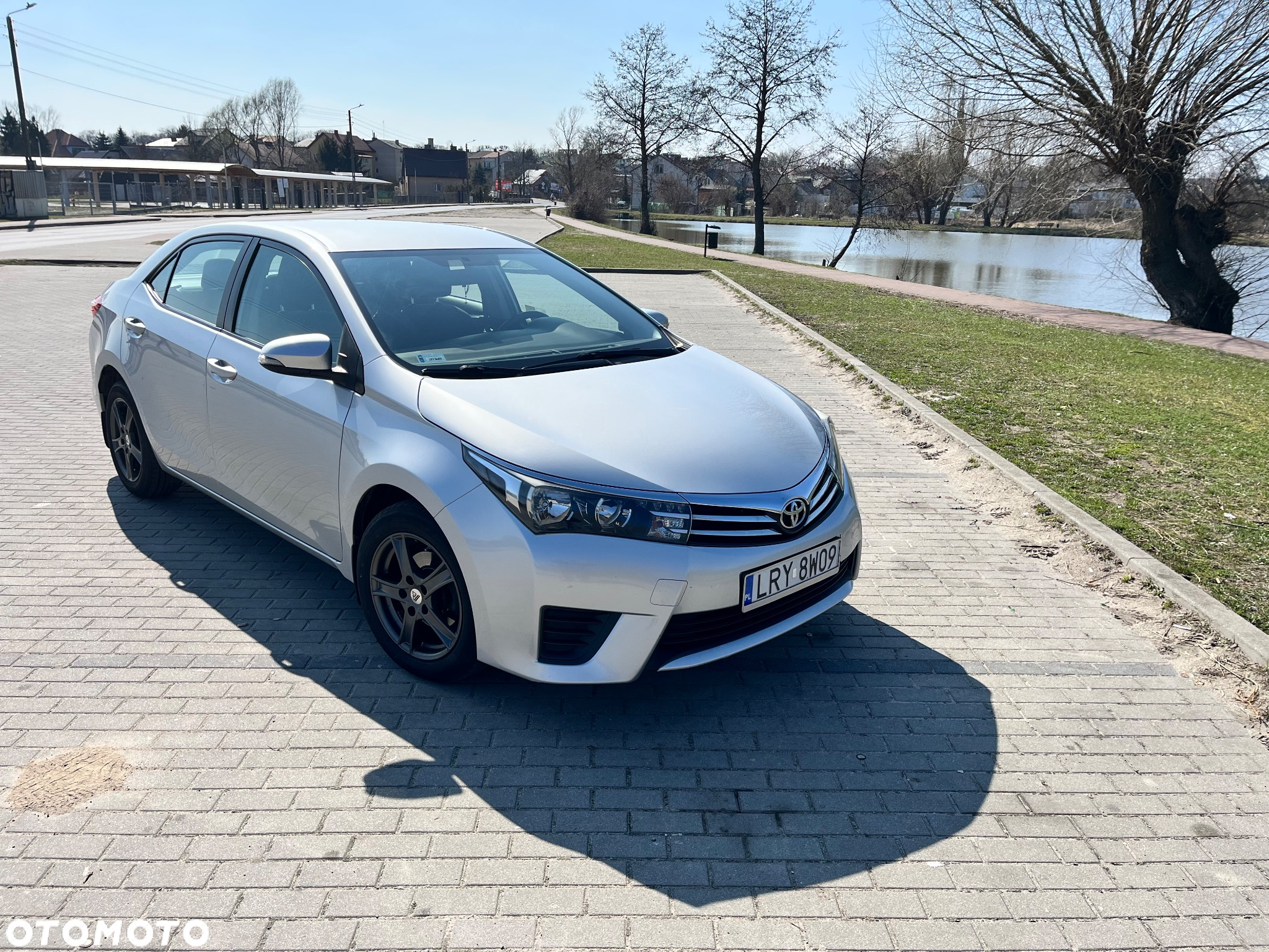 Toyota Corolla 1.6 Active - 3