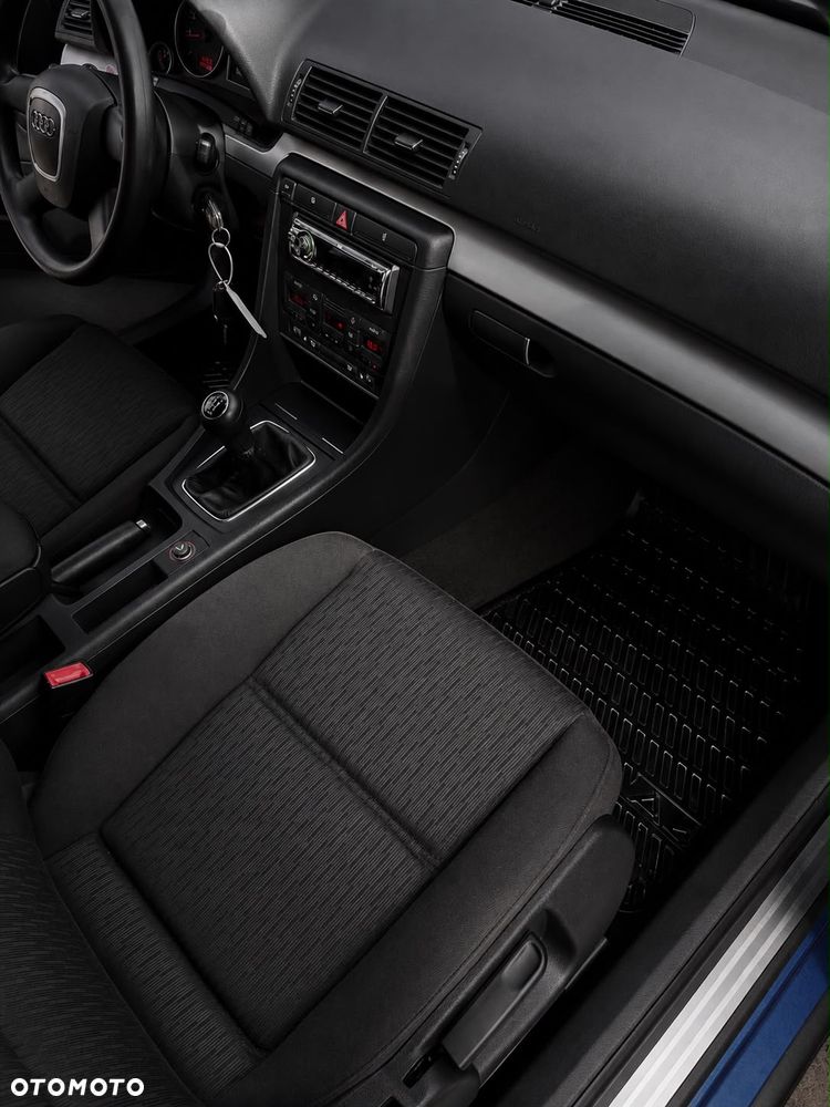Audi A4 Avant - 19