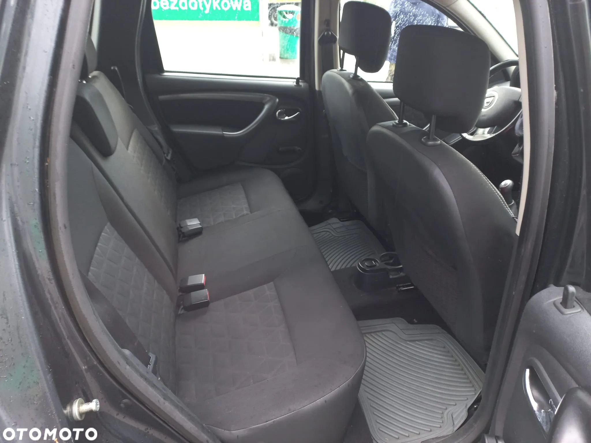 Dacia Duster 1.6 Laureate - 11