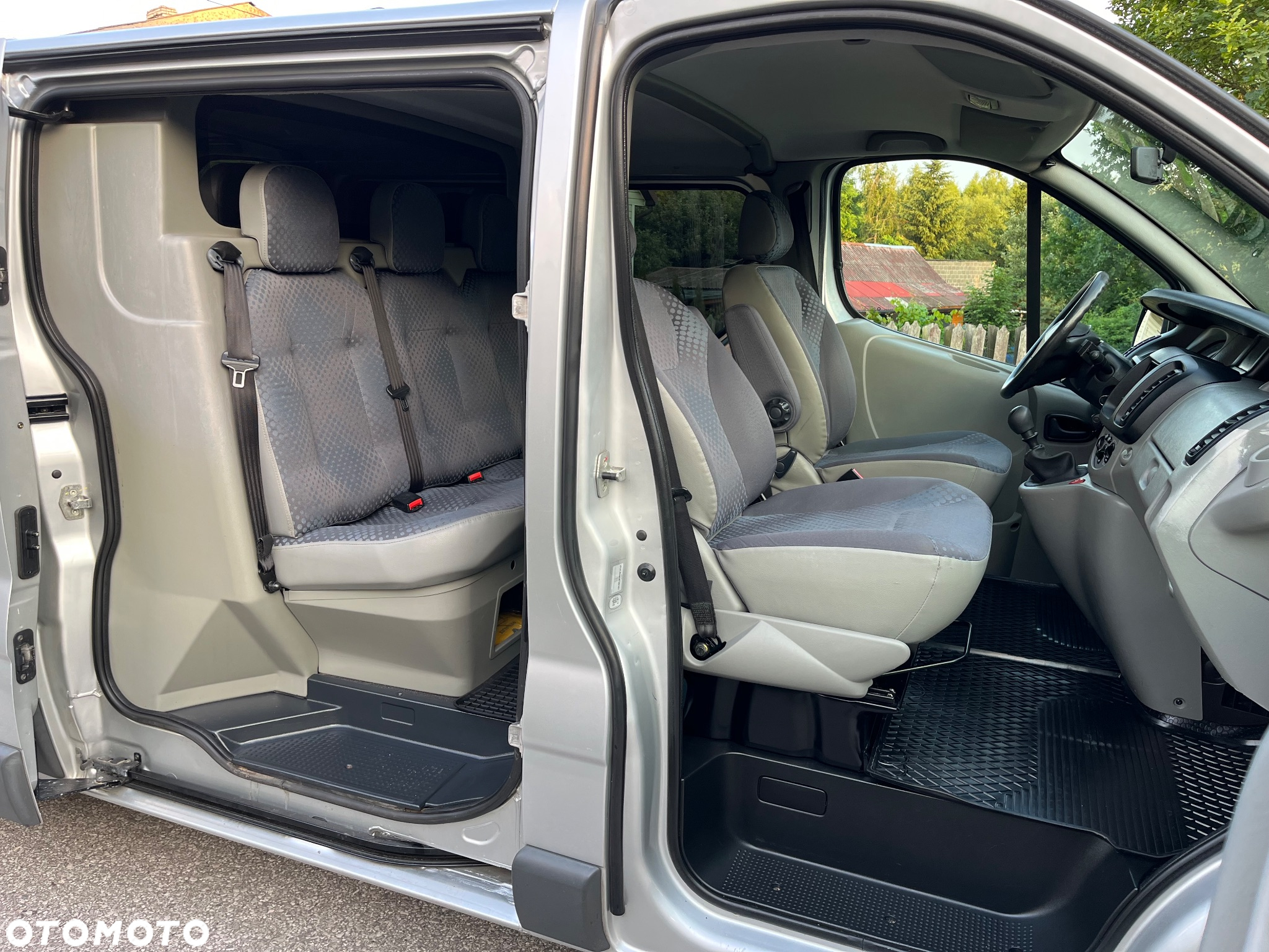 Renault TRAFIC - 6