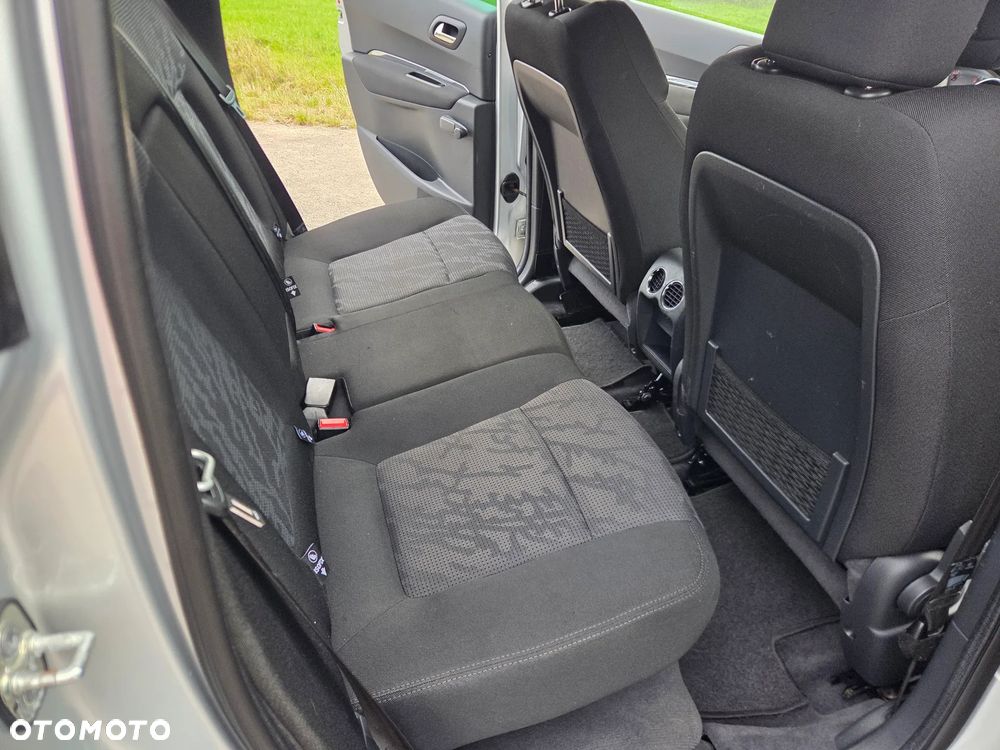 Peugeot 3008 1.6 HDi Premium - 16