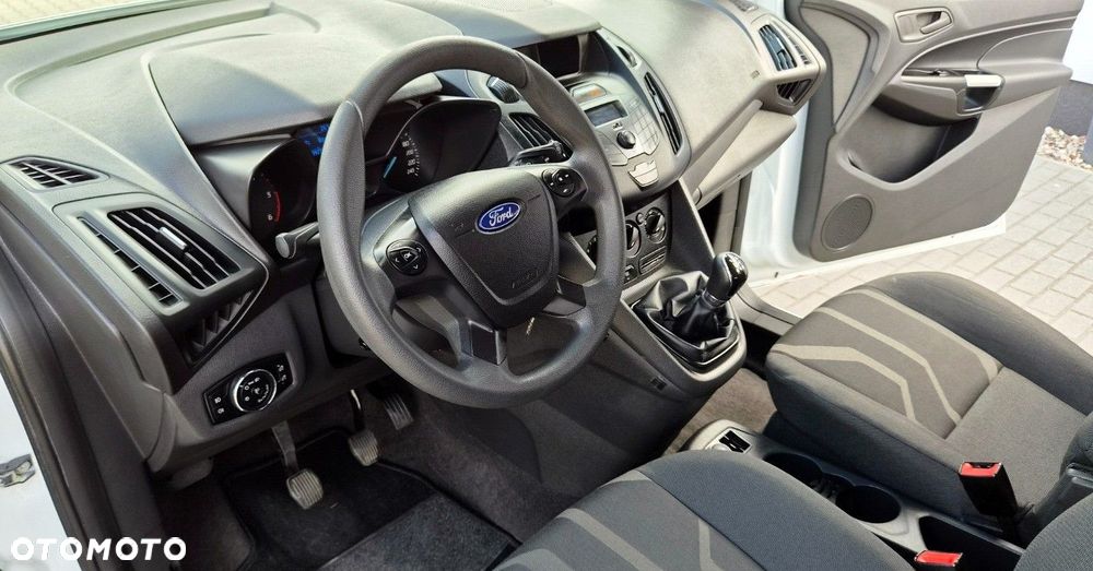 Ford Transit Connect - 38
