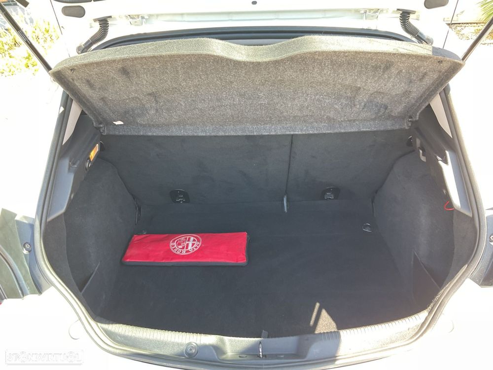 Alfa Romeo Giulietta 1.6 JTDM Exclusive - 15