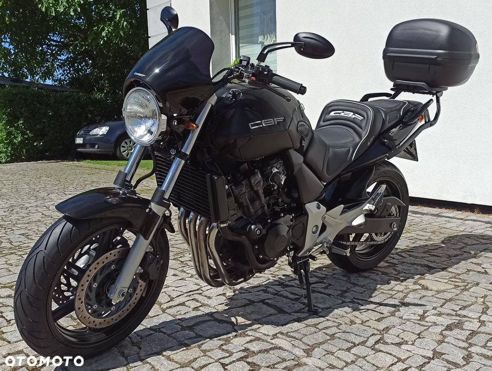 Honda CBF - 8