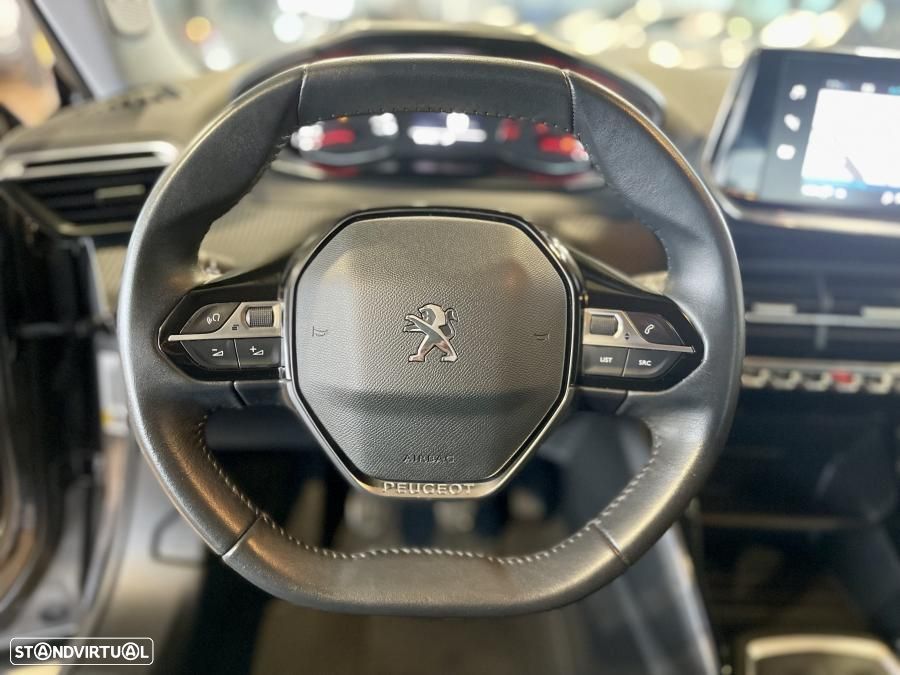Peugeot 2008 1.2 PureTech Active Pack - 11