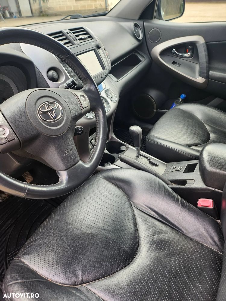 Toyota RAV4 2.0 4x4 Automatik - 5