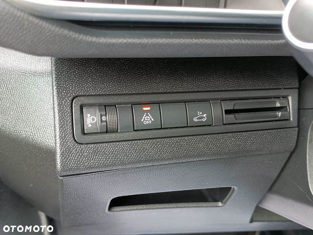 Peugeot 3008 PureTech 130 Stop & Start GPF EAT8 Allure Pack - 23