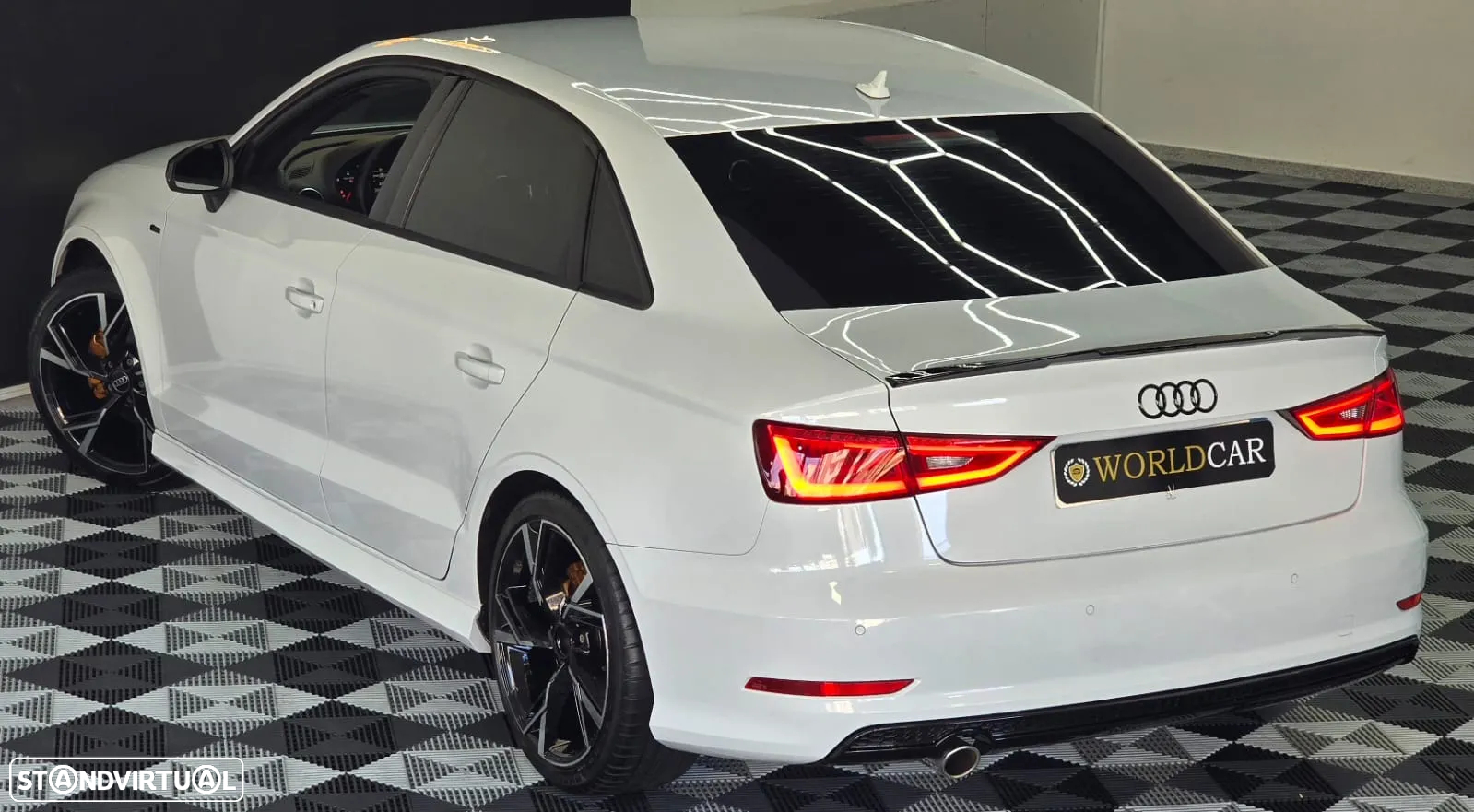 Audi A3 Limousine 1.6 TDI (clean diesel) S line Sport Pack - 28