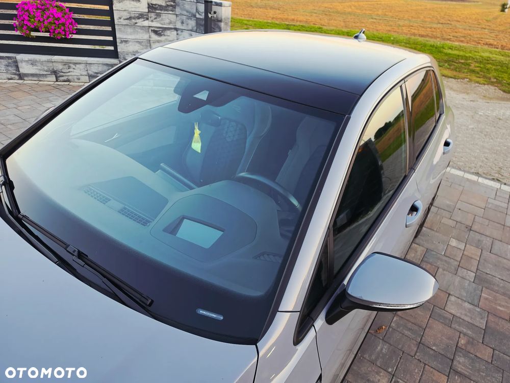 Volkswagen Golf 2.0 TDI R-Line Plus DSG - 9
