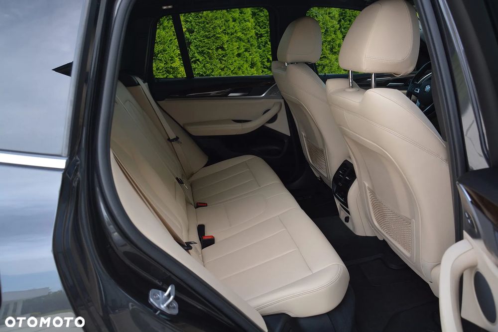 BMW X3 - 17