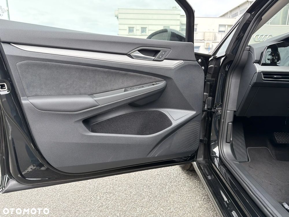 Volkswagen Golf 1.5 eTSI mHEV Life Plus DSG - 11