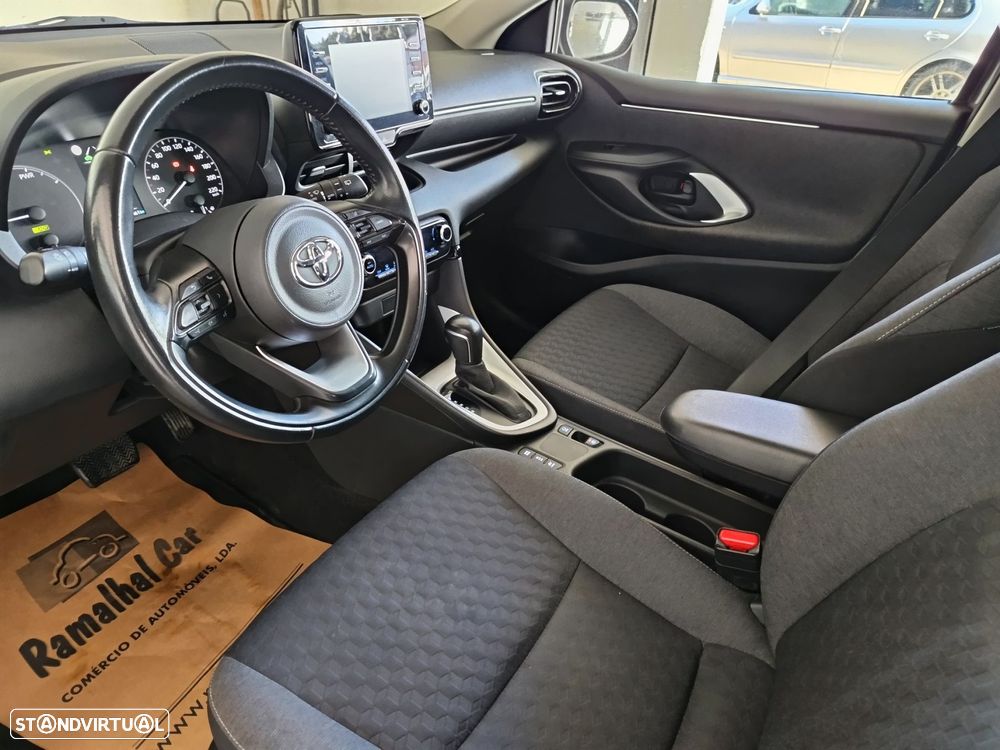 Toyota Yaris 1.5 HDF Comfort Plus - 25