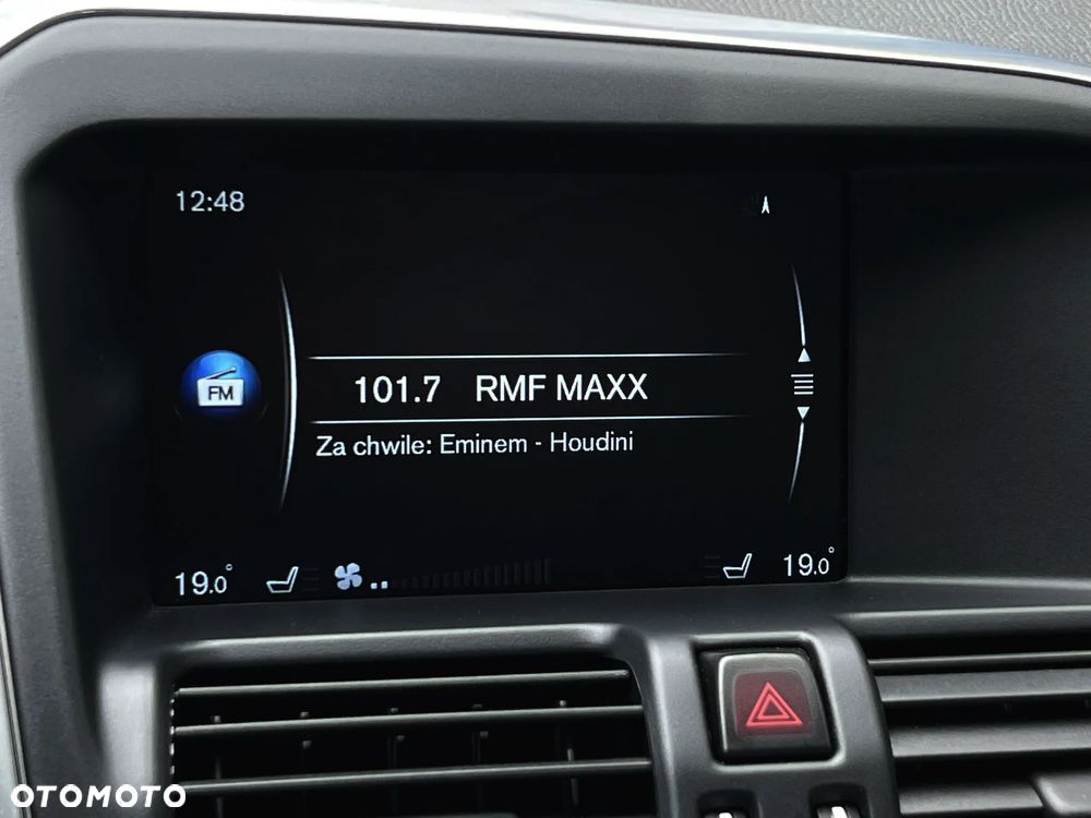 Volvo XC 60 D3 Geartronic Momentum - 27