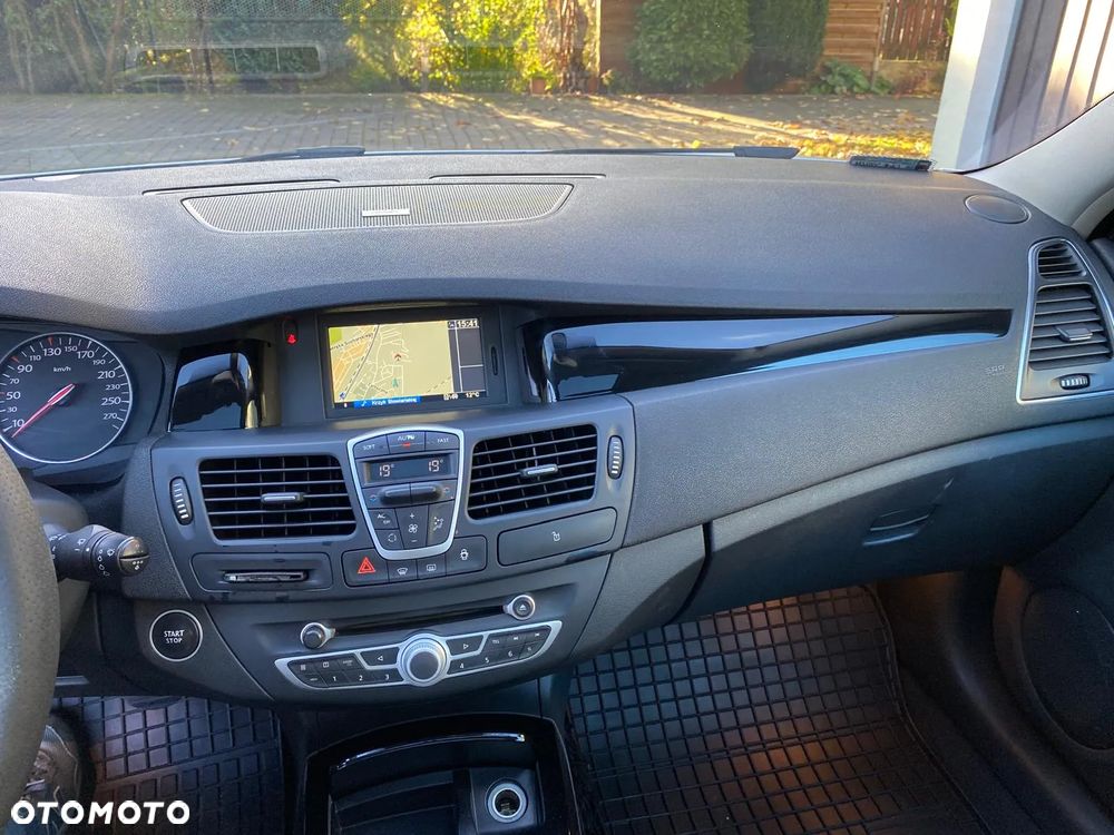 Renault Laguna 2.0 dCi Bose Edition - 16