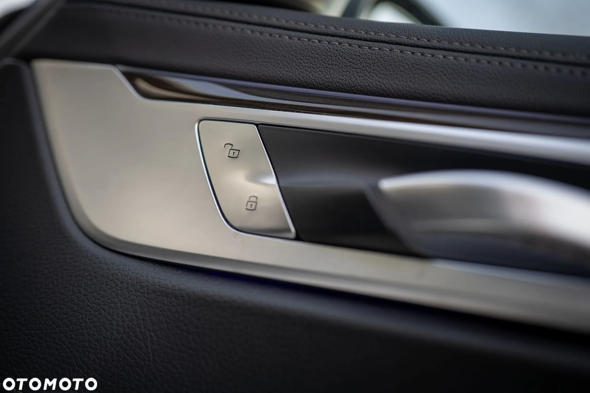 BMW Seria 7 730d - 27