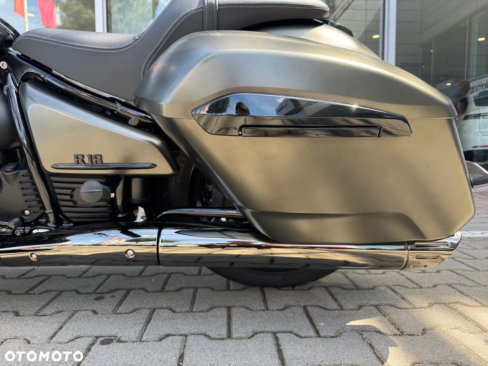 BMW R - 9