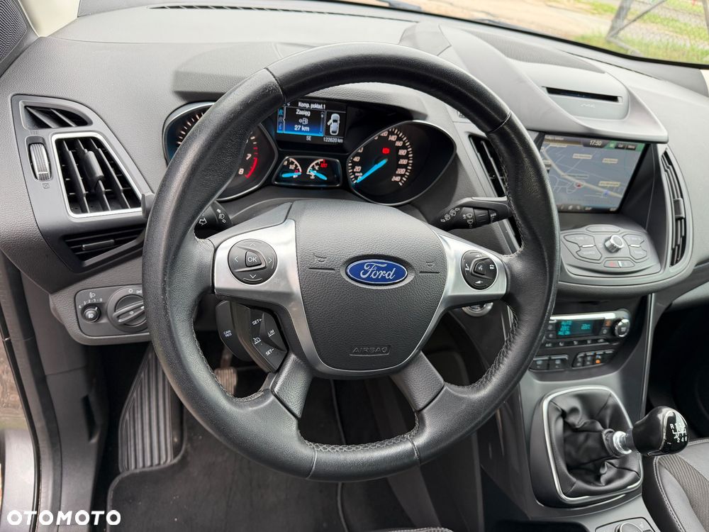 Ford Kuga - 26