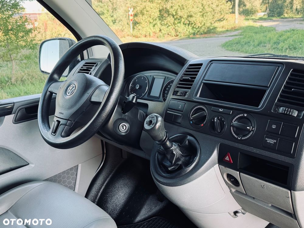Volkswagen Transporter - 17