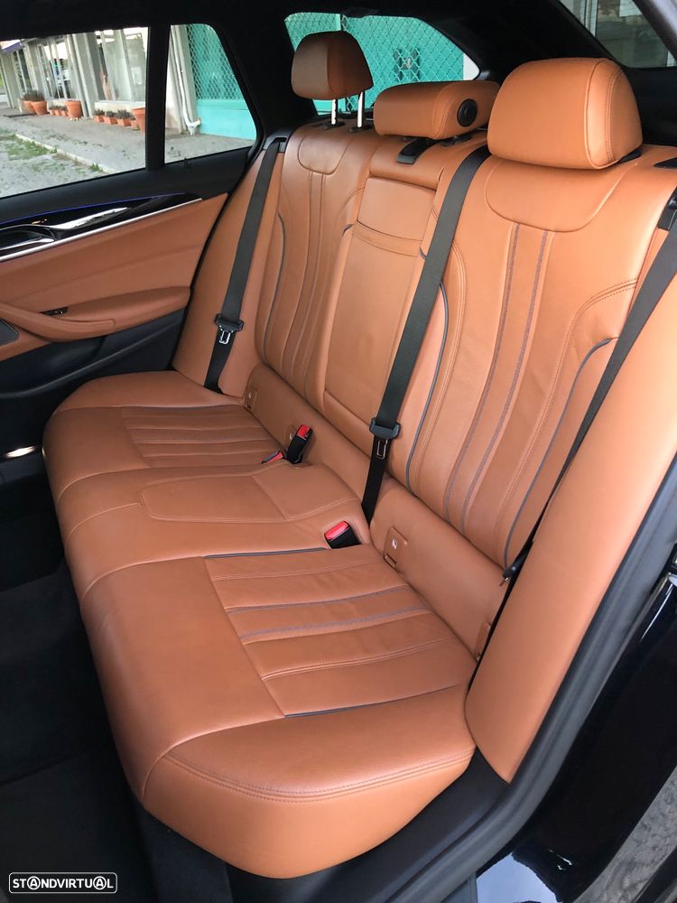 BMW 525 d Pack M Auto - 29
