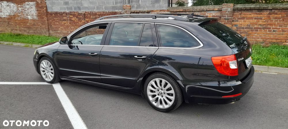 Skoda Superb 2.0 TDI Exclusive - 22