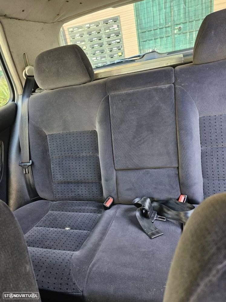 VW Golf 1.4i Confort - 11