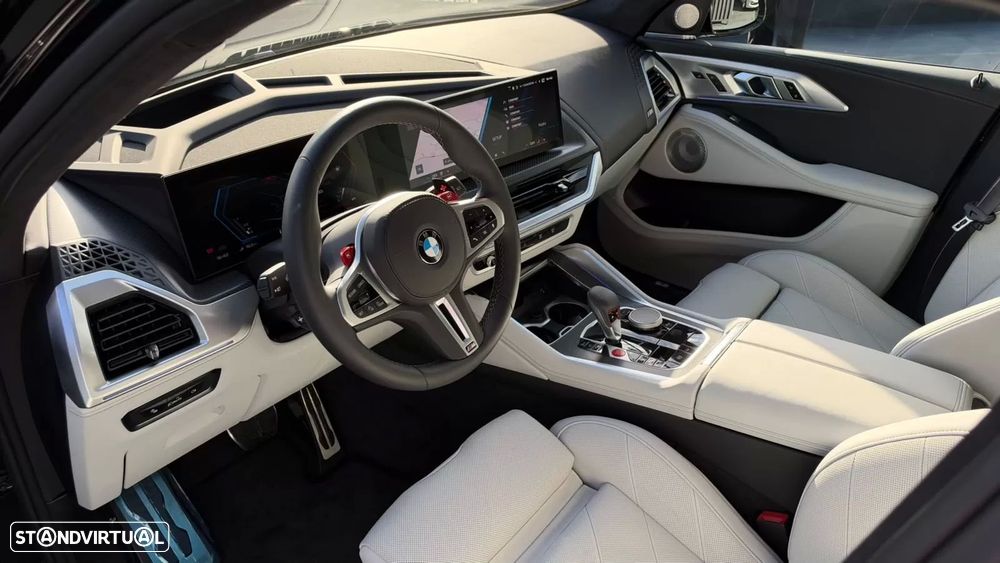 BMW XM 50e - 9