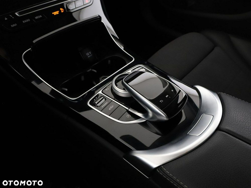 Mercedes-Benz Klasa C 200 9G-TRONIC Avantgarde - 30