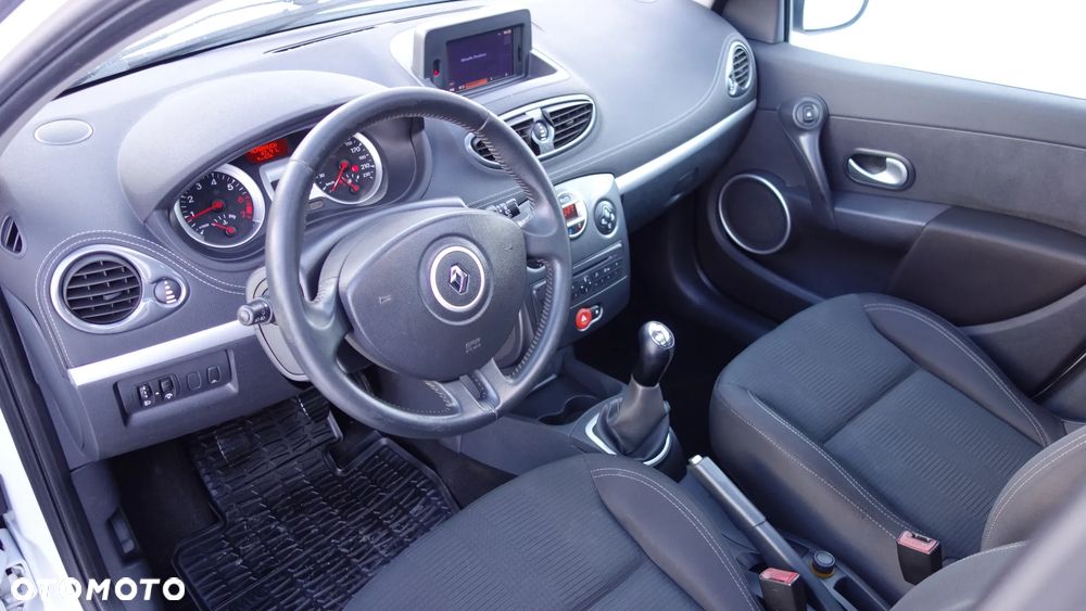 Renault Clio 1.2 TCE Dynamique - 12