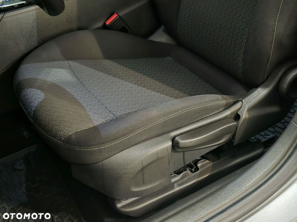 Opel Insignia - 15