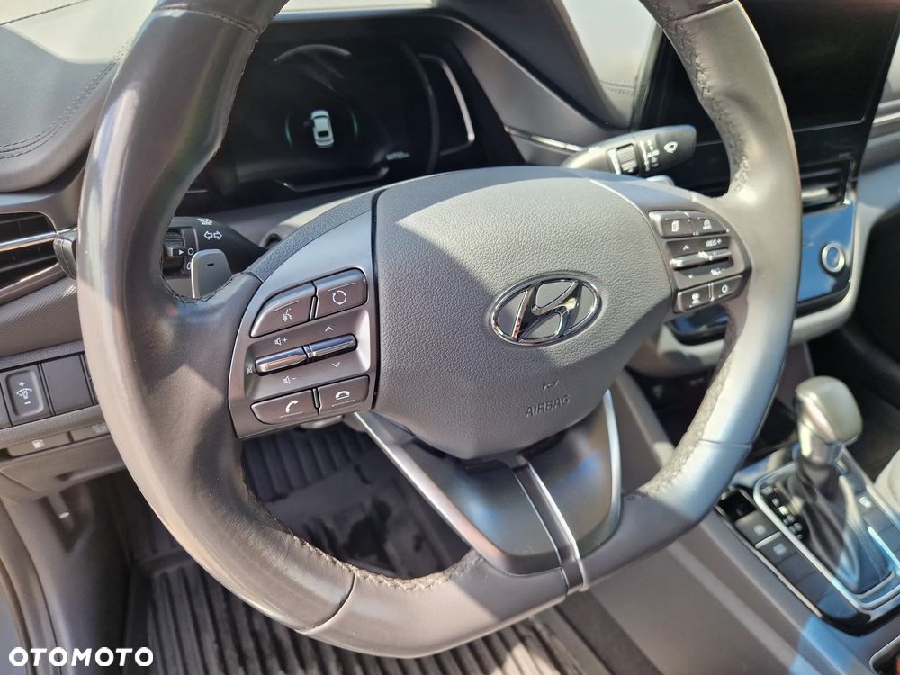 Hyundai IONIQ Hybrid Premium - 19