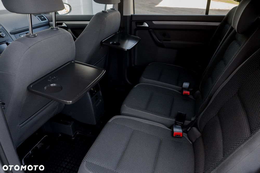 Volkswagen Touran 2.0 TDI Highline - 39