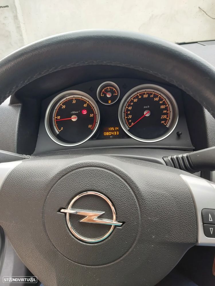 Opel Astra GTC 1.3 CDTI - 13